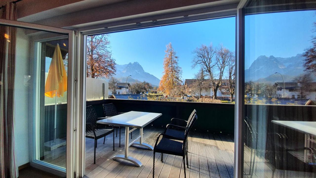 Hilleprandt - Adults Only Aparthotel Garmisch-Partenkirchen Ngoại thất bức ảnh