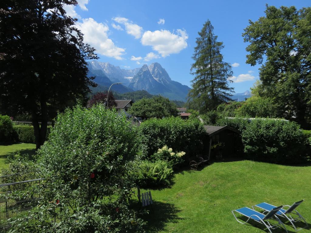 Hilleprandt - Adults Only Aparthotel Garmisch-Partenkirchen Phòng bức ảnh